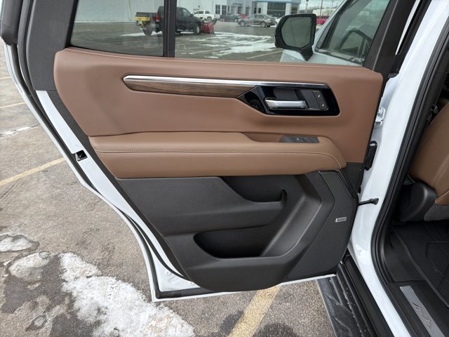 New 2026 Chevrolet Tahoe High Country w/ Sun And Tow Package image 25