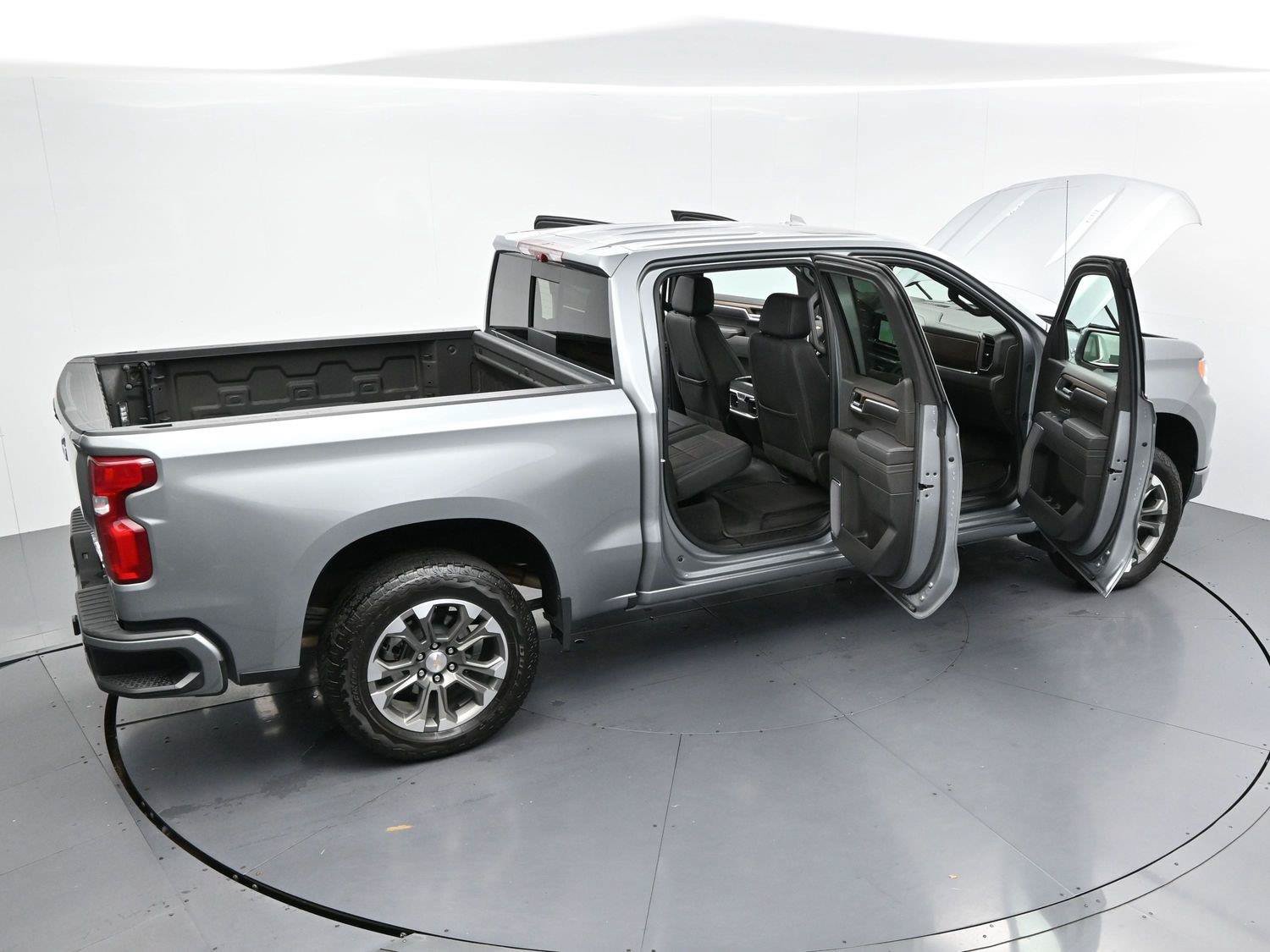 Used 2025 Chevrolet Silverado 1500 High Country w/ Technology Package AWD/4WD image 41