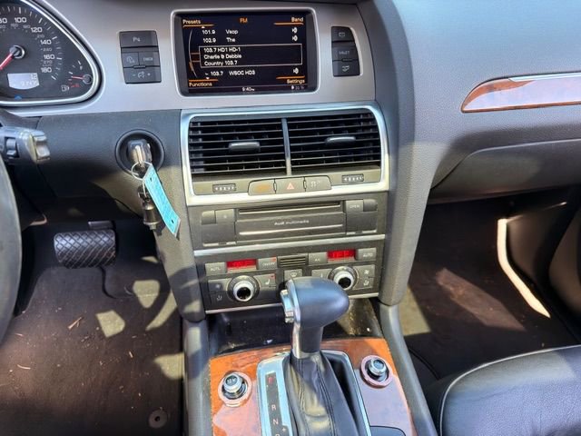 Used 2015 Audi Q7 3.0T Premium Plus w/ Premium Plus Package image 2