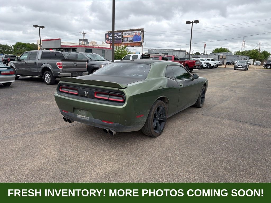 Used 2018 Dodge Challenger R/T w/ Driver Convenience Group RWD image 7