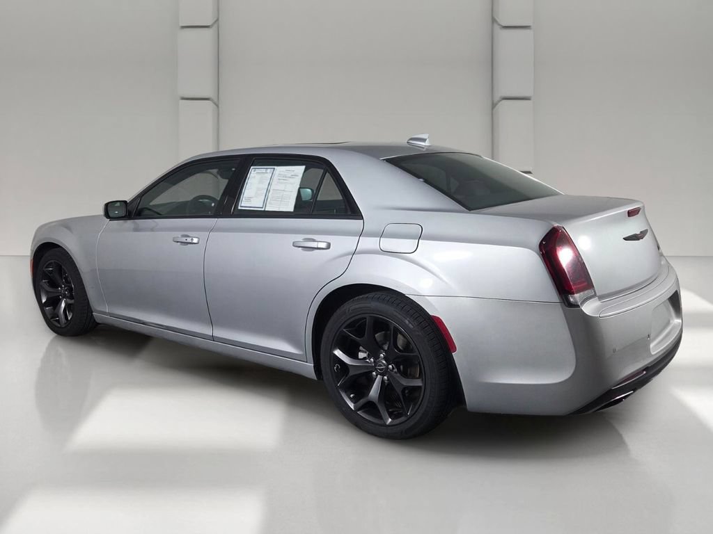 Used 2023 Chrysler 300 S RWD image 6