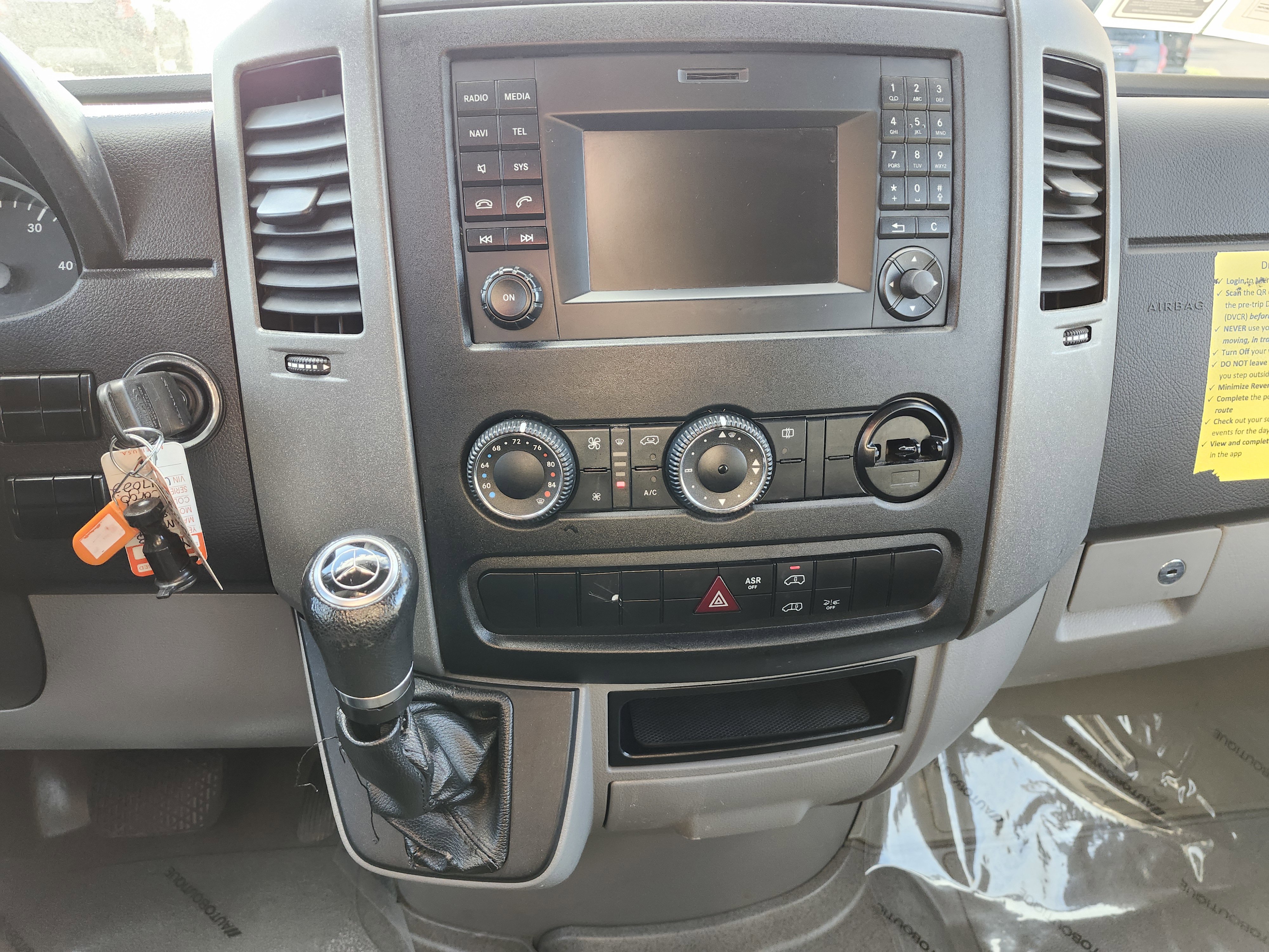 Used 2018 Mercedes-Benz Sprinter 2500 image 28