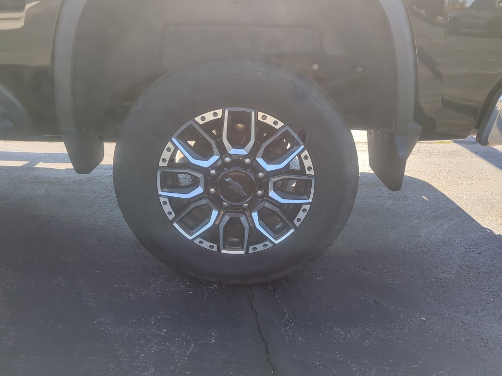 Certified 2024 Chevrolet Silverado 3500 LTZ w/ LTZ Plus Package AWD/4WD image 13