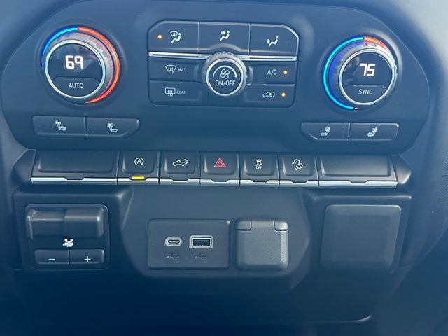 Used 2021 Chevrolet Silverado 1500 LT AWD/4WD image 35