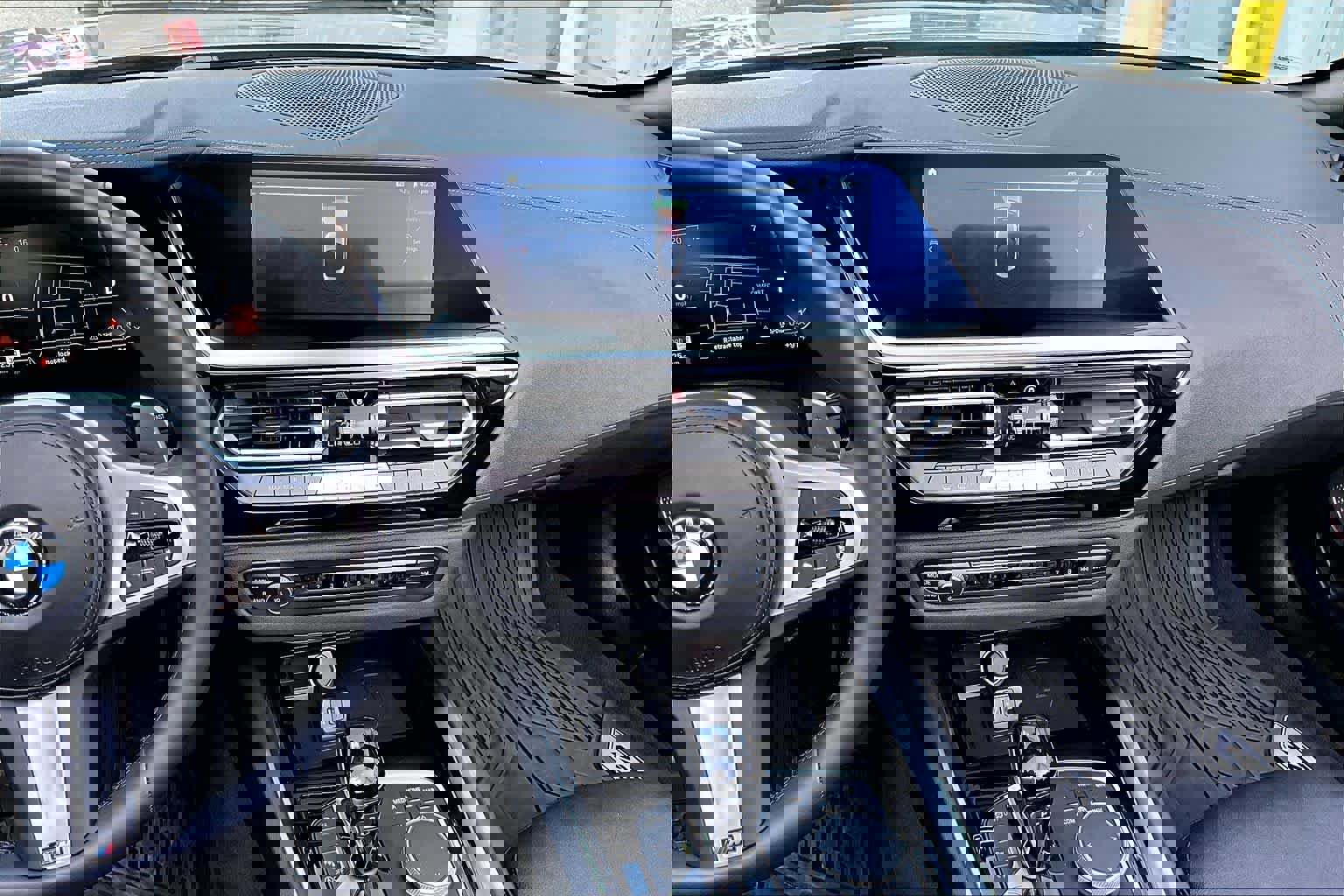 Used 2024 BMW Z4 sDrive30i w/ Shadowloine Package image 7