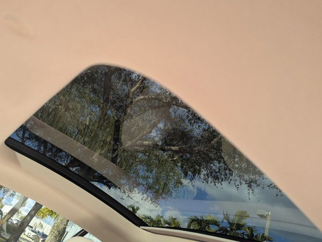 Used 2018 Mercedes-Benz E 400 Coupe image 16