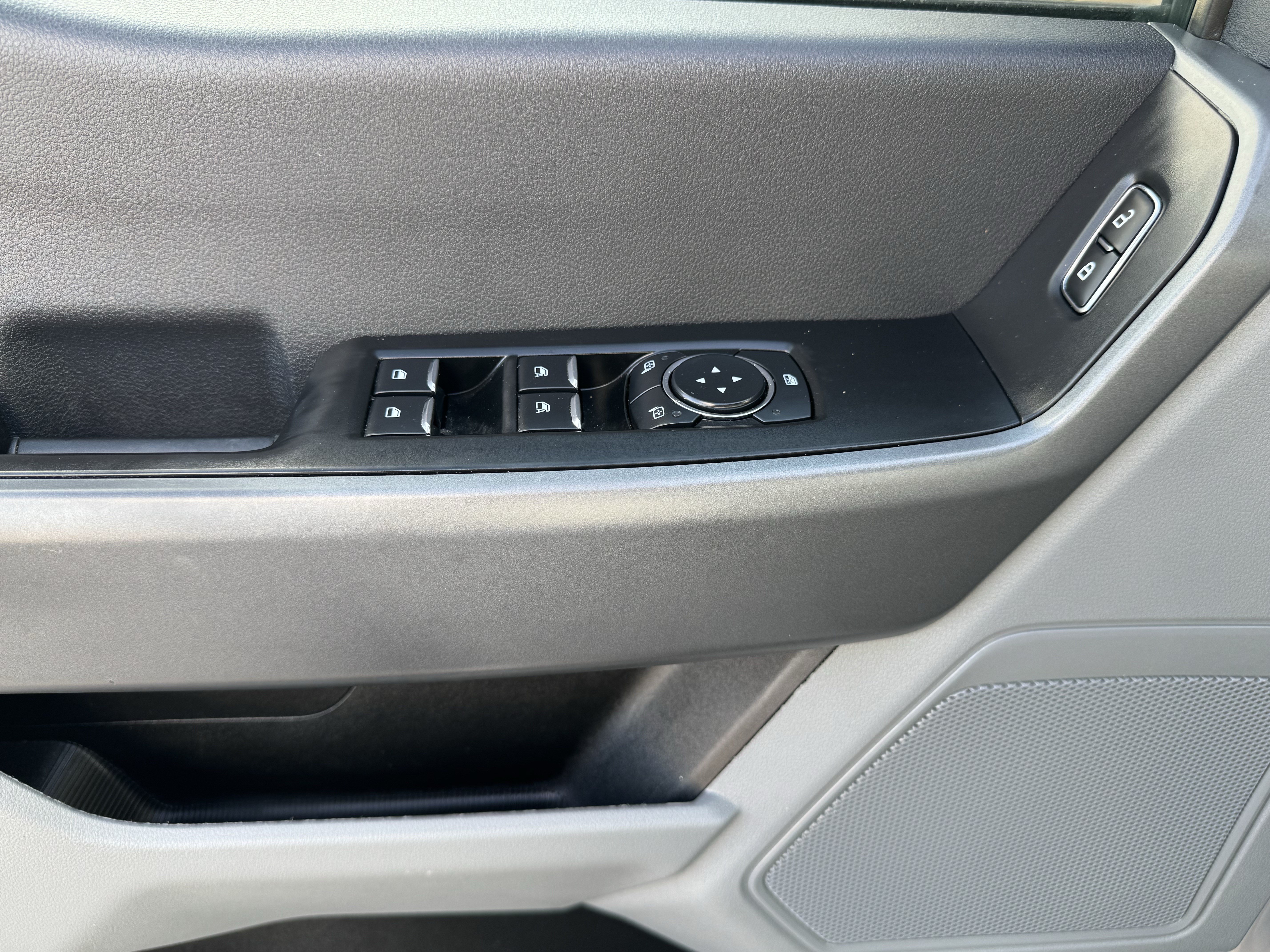 Used 2024 Ford F250 XL w/ STX Appearance Package AWD/4WD image 14