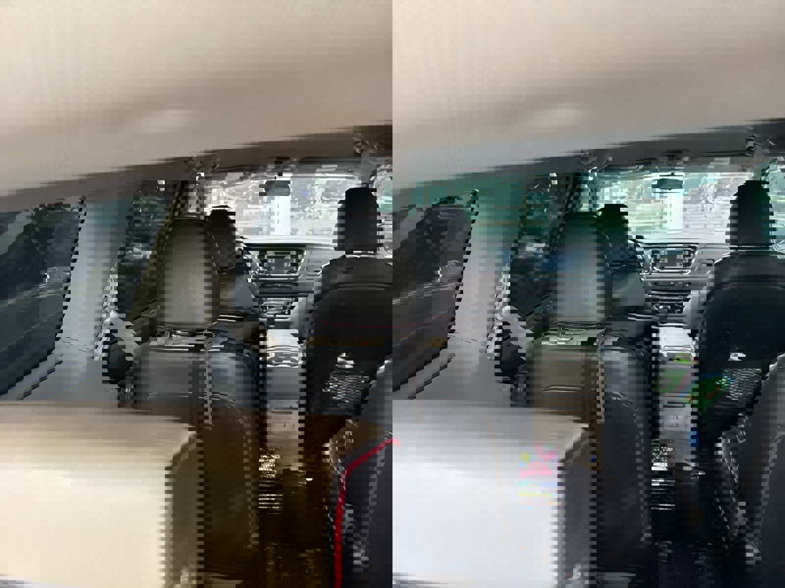 Used 2019 Kia Sedona EX image 6