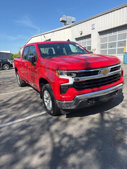 Used 2023 Chevrolet Silverado 1500 LT image 2