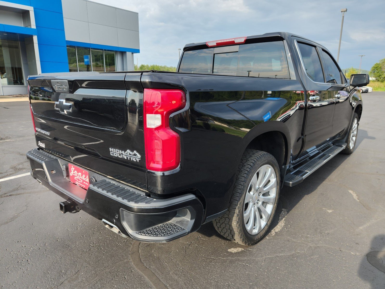 Used 2021 Chevrolet Silverado 1500 High Country AWD/4WD image 5