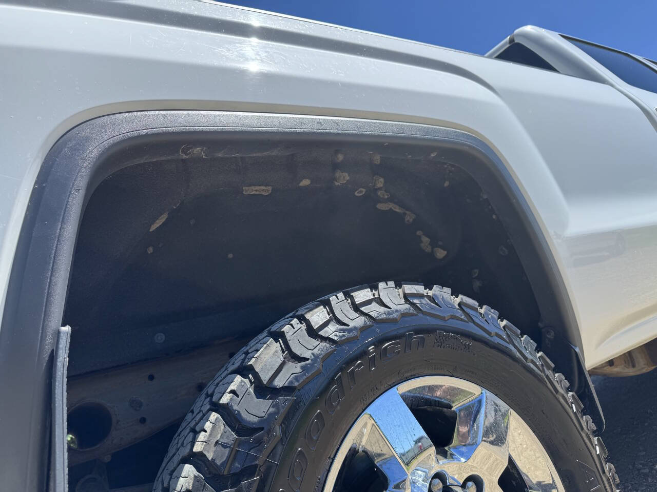 Used 2018 GMC Sierra 2500 SLE w/ SLE Fleet Preferred Package AWD/4WD image 17