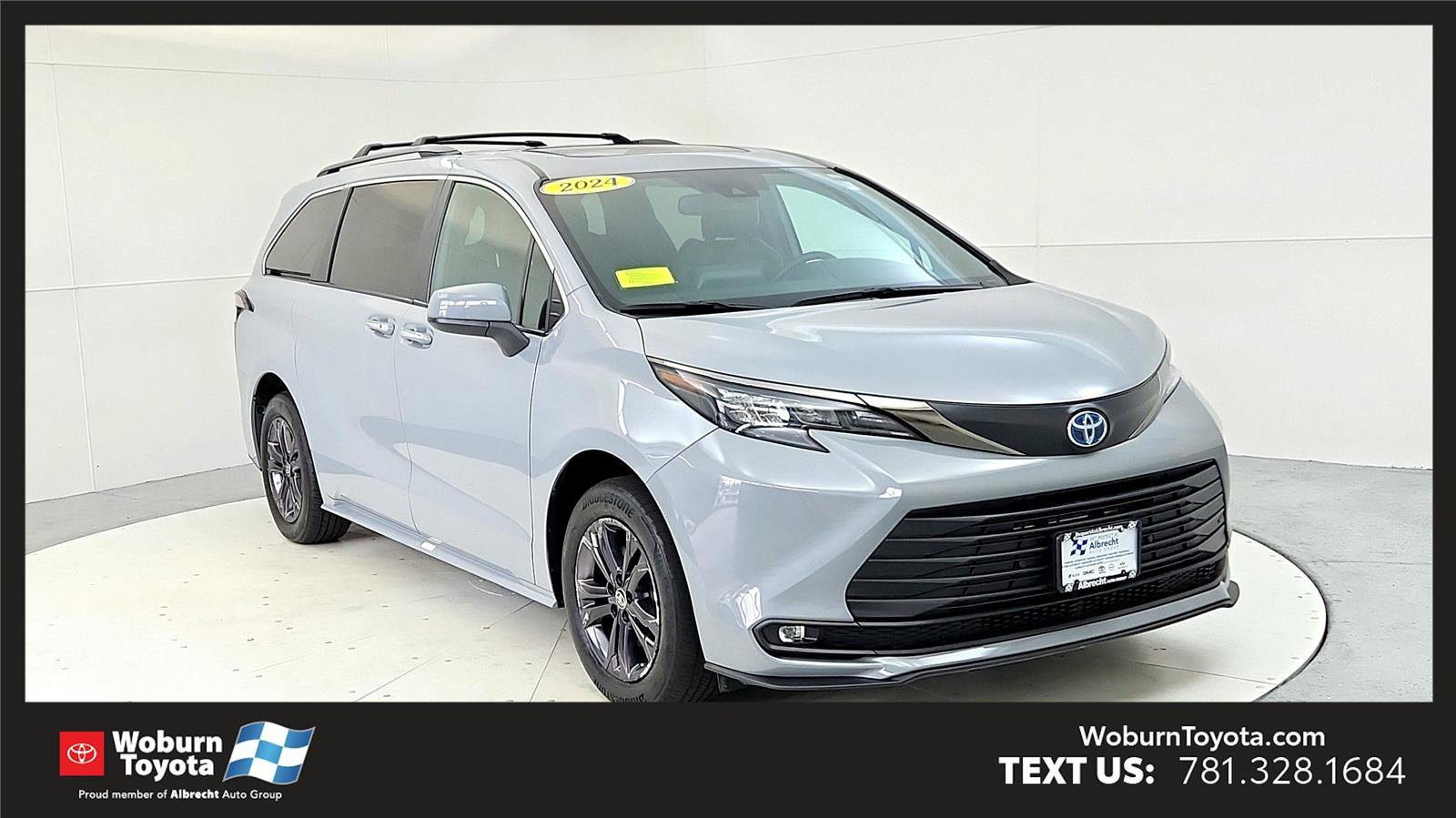 Certified 2024 Toyota Sienna XLE Woodland Edition