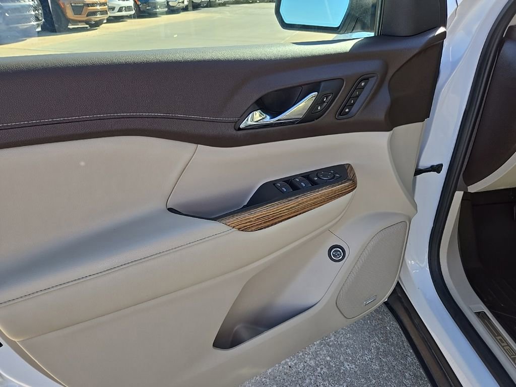Used 2019 GMC Acadia Denali AWD/4WD image 30