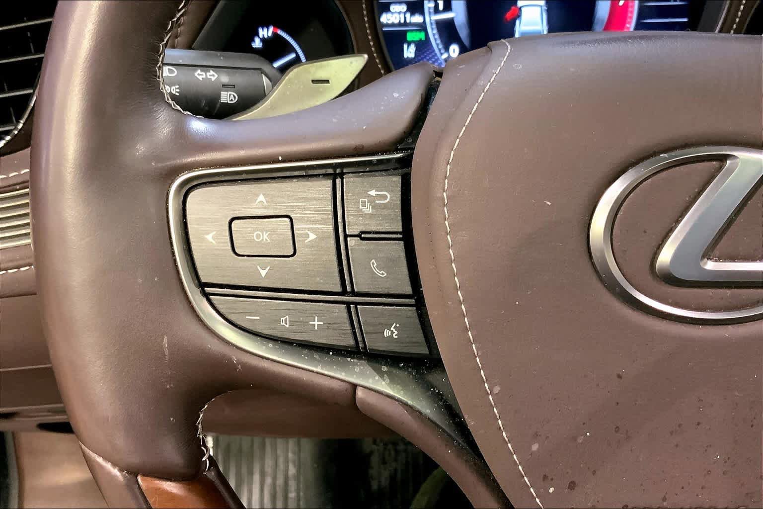 Used 2019 Lexus LS 500 AWD image 22