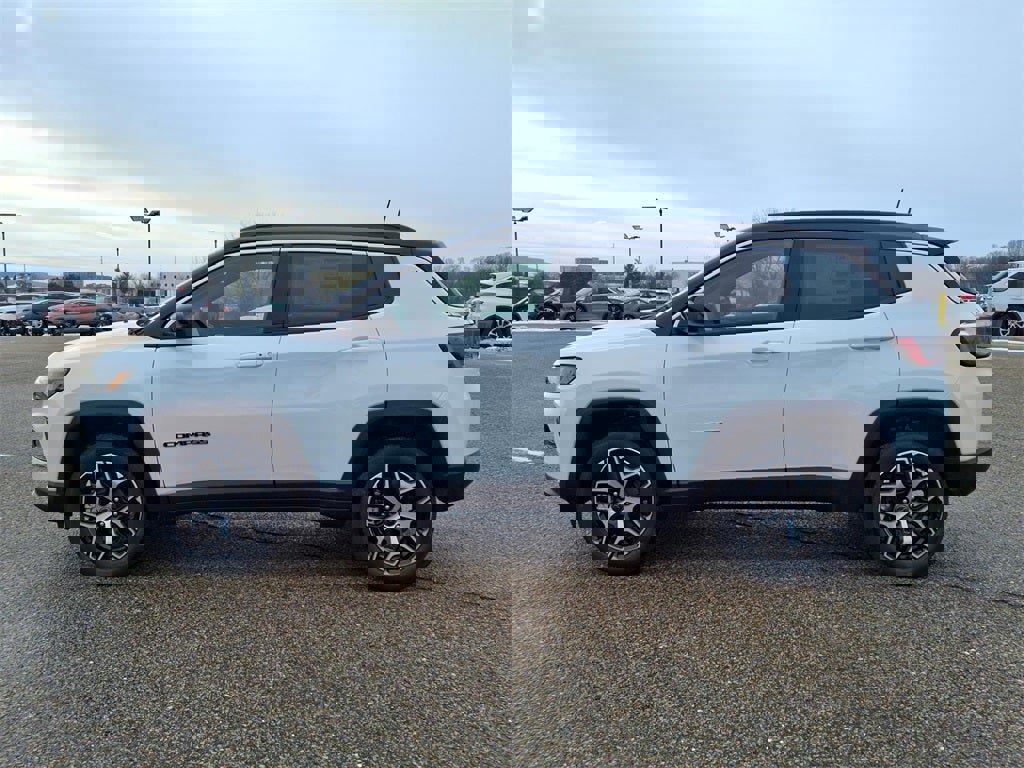 New 2026 Jeep Compass Limited w/ Sun, Sound & Navigation Group image 11