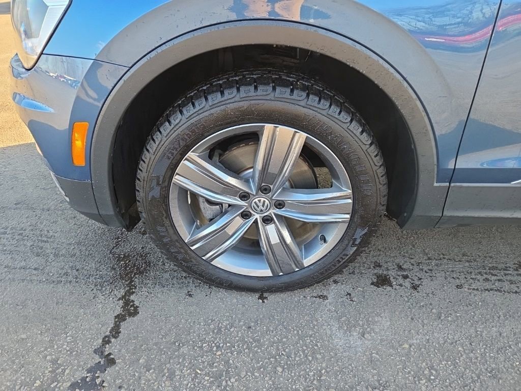 Used 2020 Volkswagen Tiguan SEL image 9