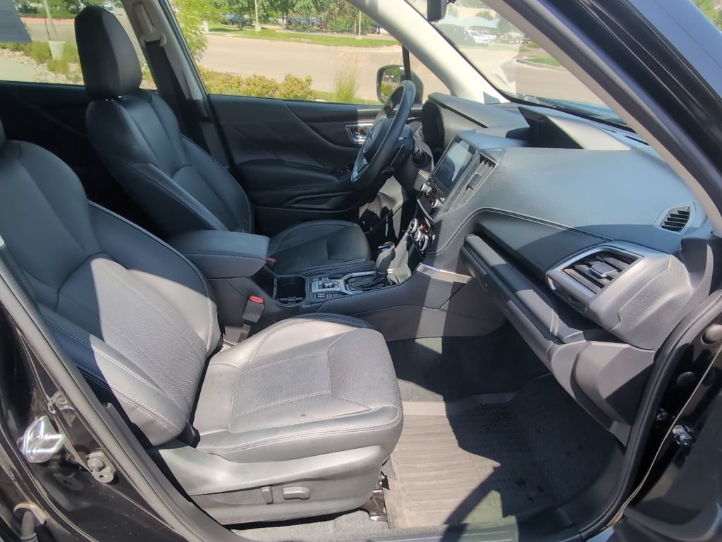 Used 2023 Subaru Forester Touring AWD/4WD image 31