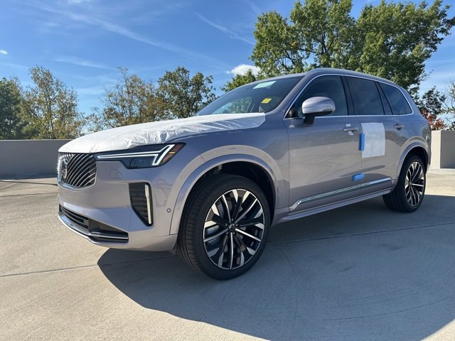 New 2026 Volvo XC90 B5 Plus image 3