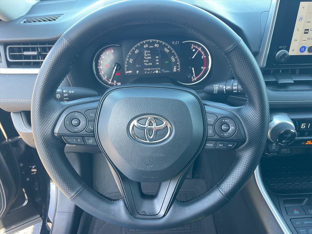 Used 2024 Toyota RAV4 XLE image 7