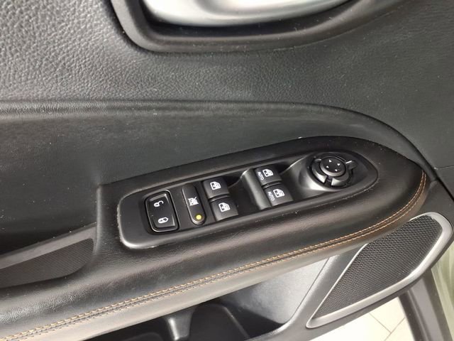 Used 2020 Jeep Compass Limited AWD/4WD image 14