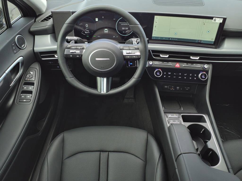 New 2025 Hyundai Sonata Limited image 9