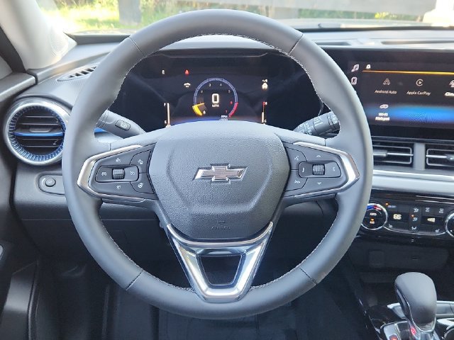 New 2026 Chevrolet Trax LT w/ Sunroof Package FWD image 21