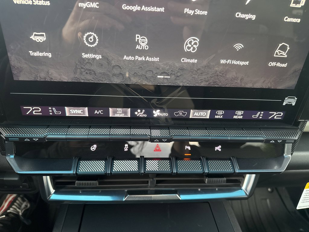 New 2026 GMC Hummer EV 4x4 Crew Cab image 31