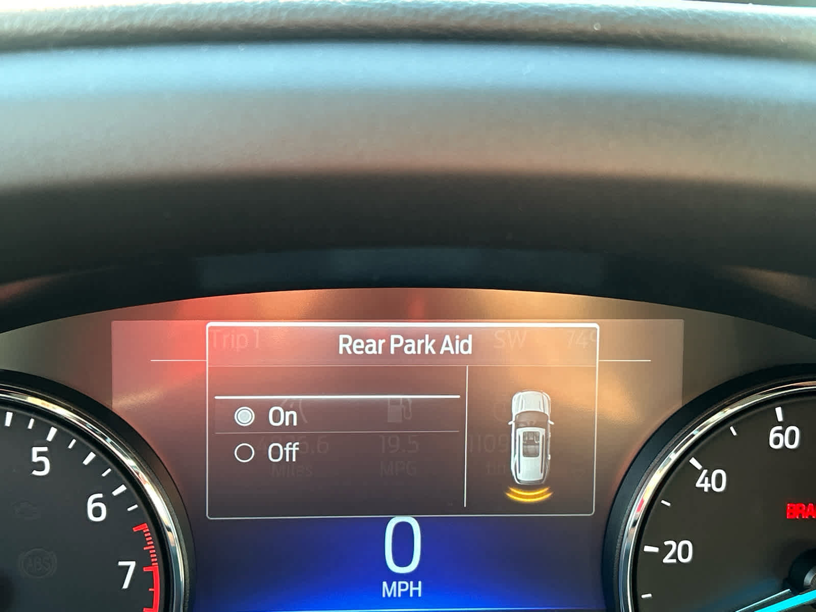 Used 2023 Ford Explorer XLT w/ Equipment Group 202A image 30