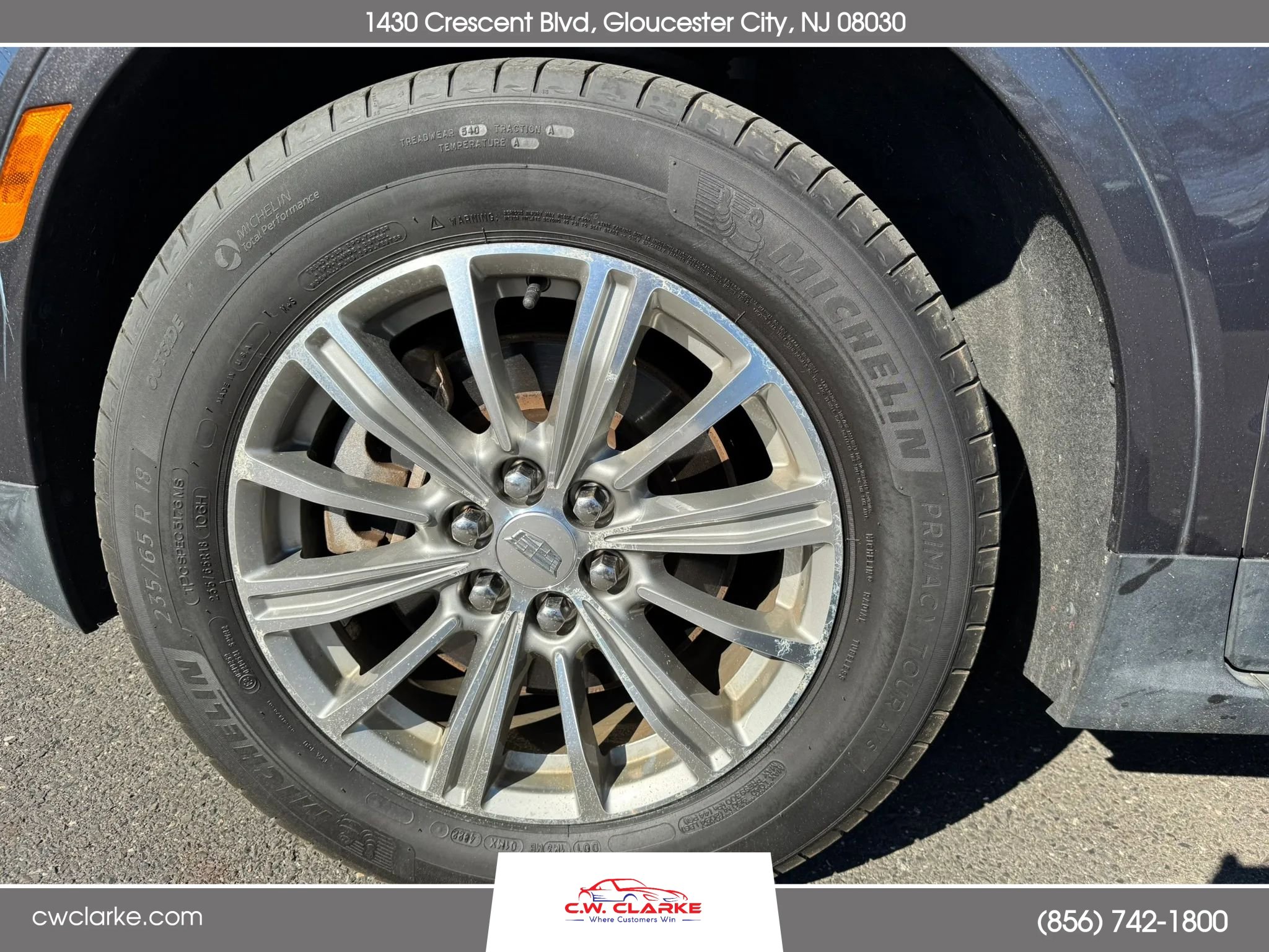 Used 2017 Cadillac XT5 Luxury w/ Driver Awareness Package image 9