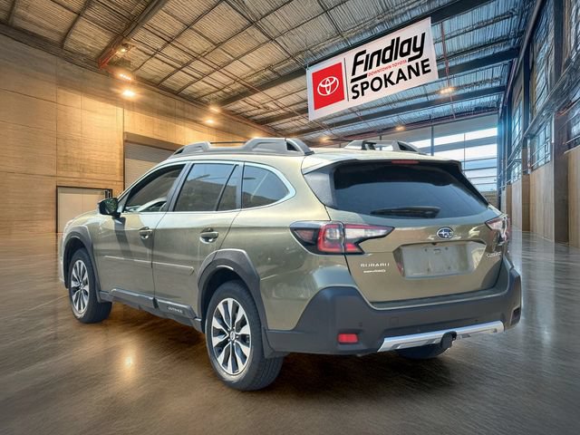 Used 2025 Subaru Outback Limited AWD/4WD image 6