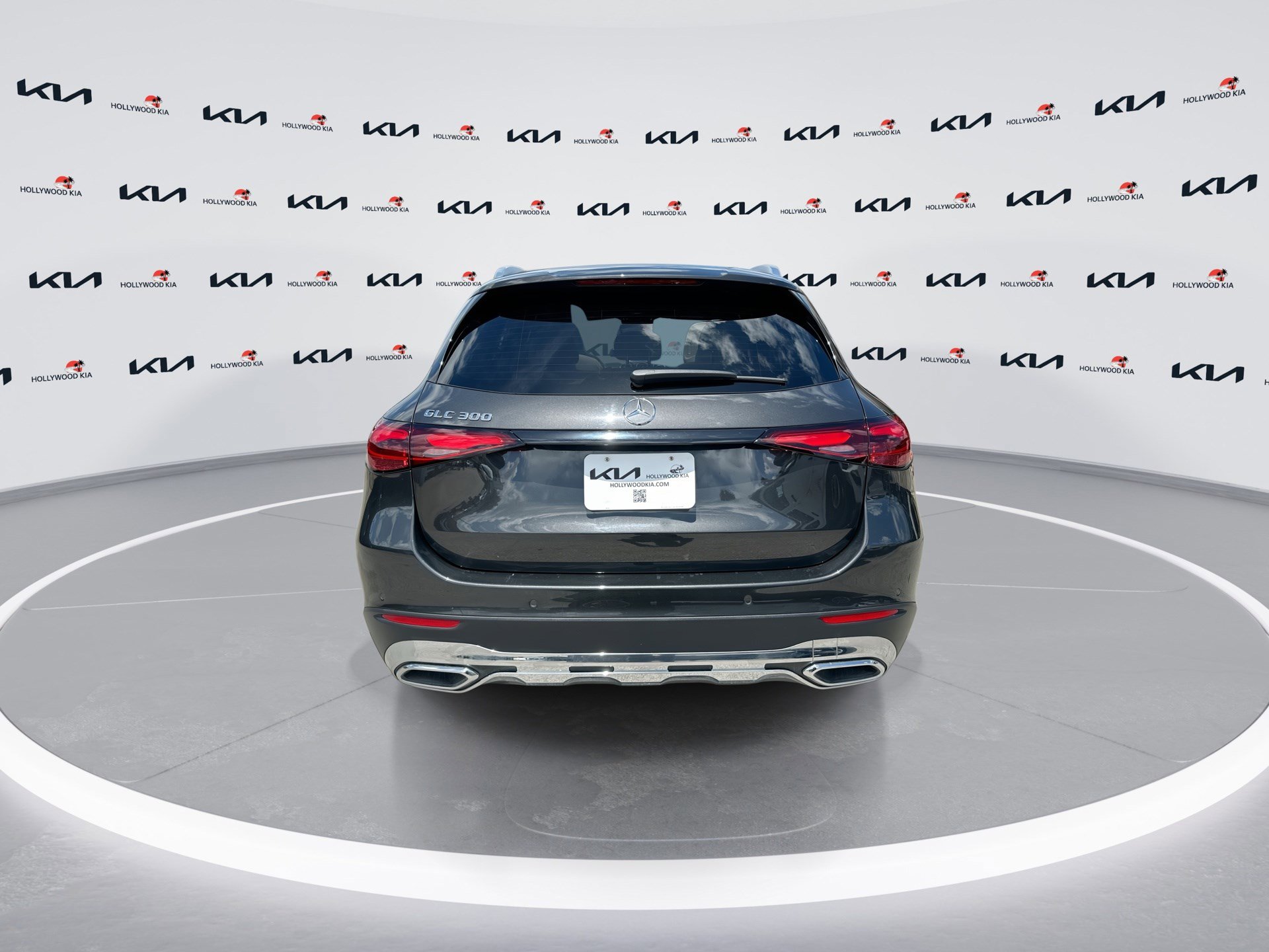 Used 2025 Mercedes-Benz GLC 300 image 7