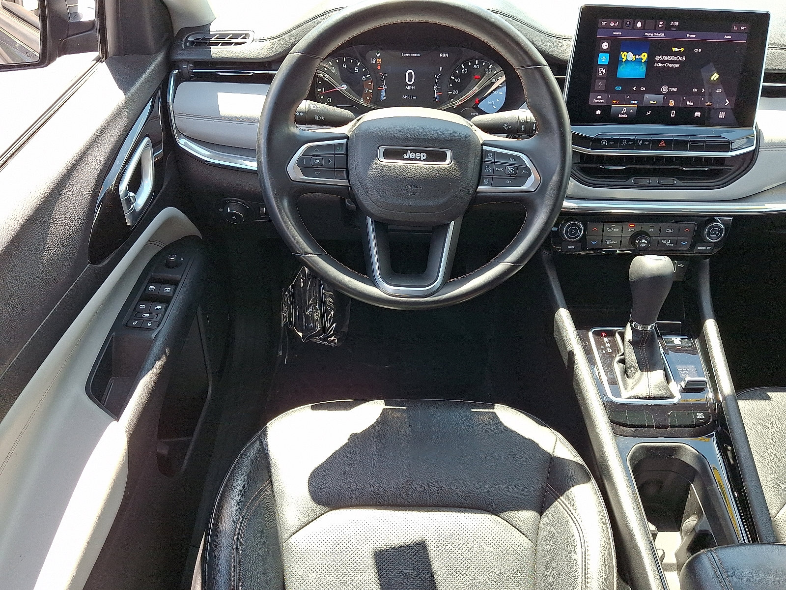 Used 2022 Jeep Compass Limited AWD/4WD image 12