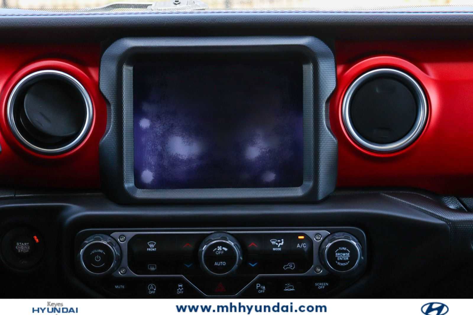 Used 2020 Jeep Gladiator Rubicon AWD/4WD image 13