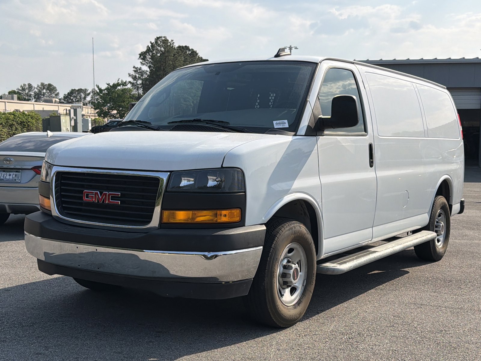 Used 2024 GMC Savana 2500 w/ Driver Convenience Package RWD image 7