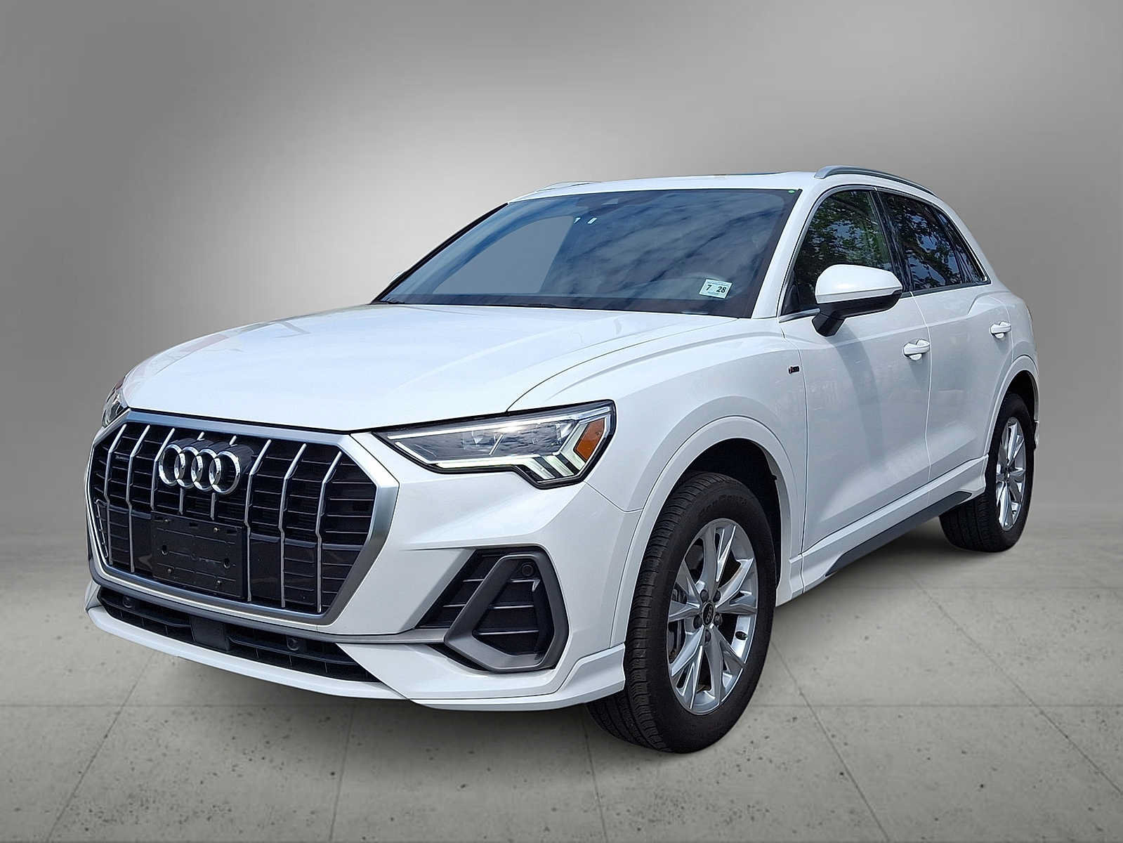 Certified 2023 Audi Q3 2.0T Premium w/ Convenience Package AWD/4WD video 1