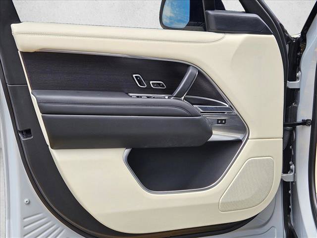 Used 2023 Land Rover Range Rover SE AWD/4WD image 10