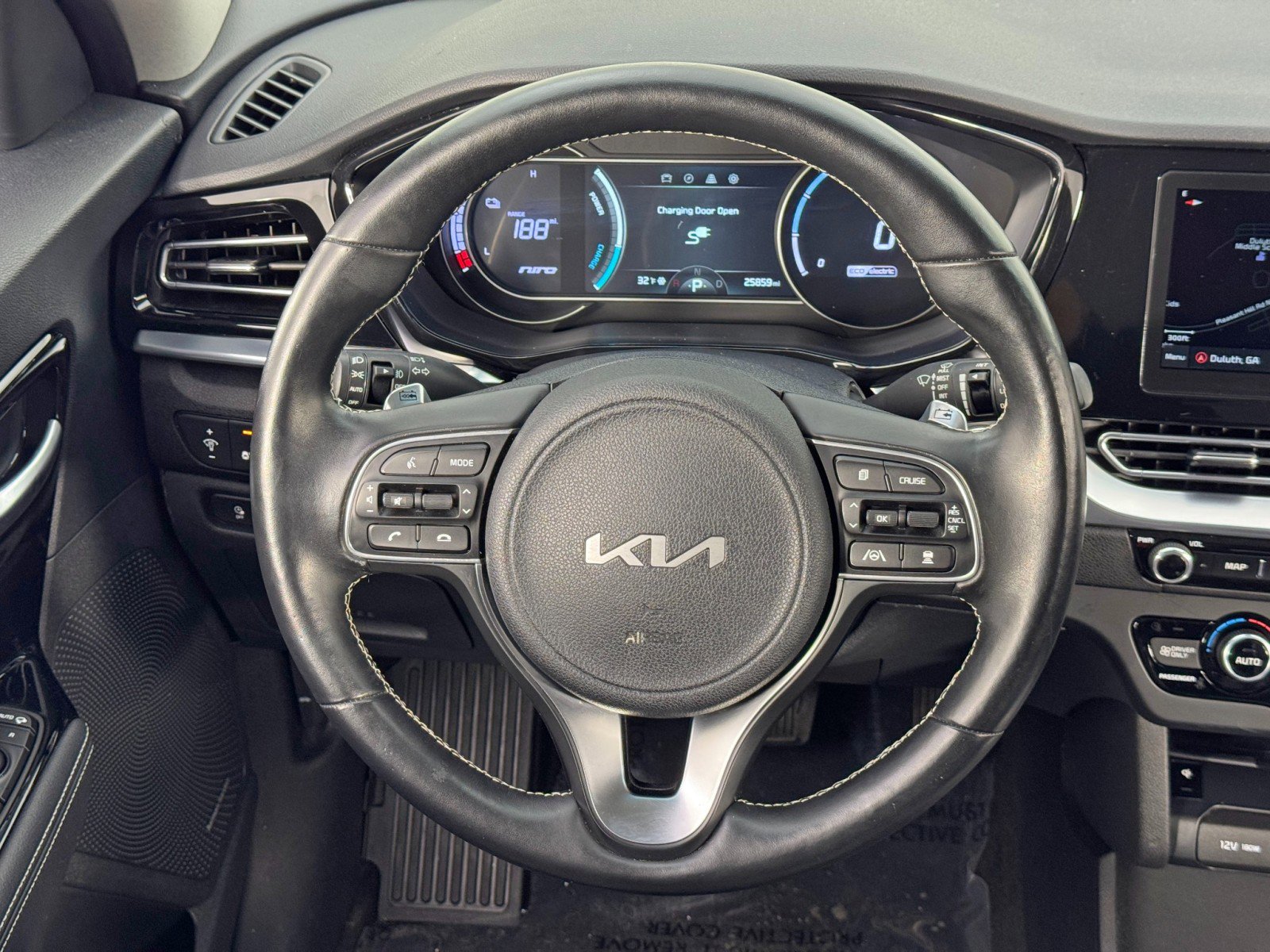 Used 2022 Kia Niro EX w/ Cold Weather Package FWD image 18