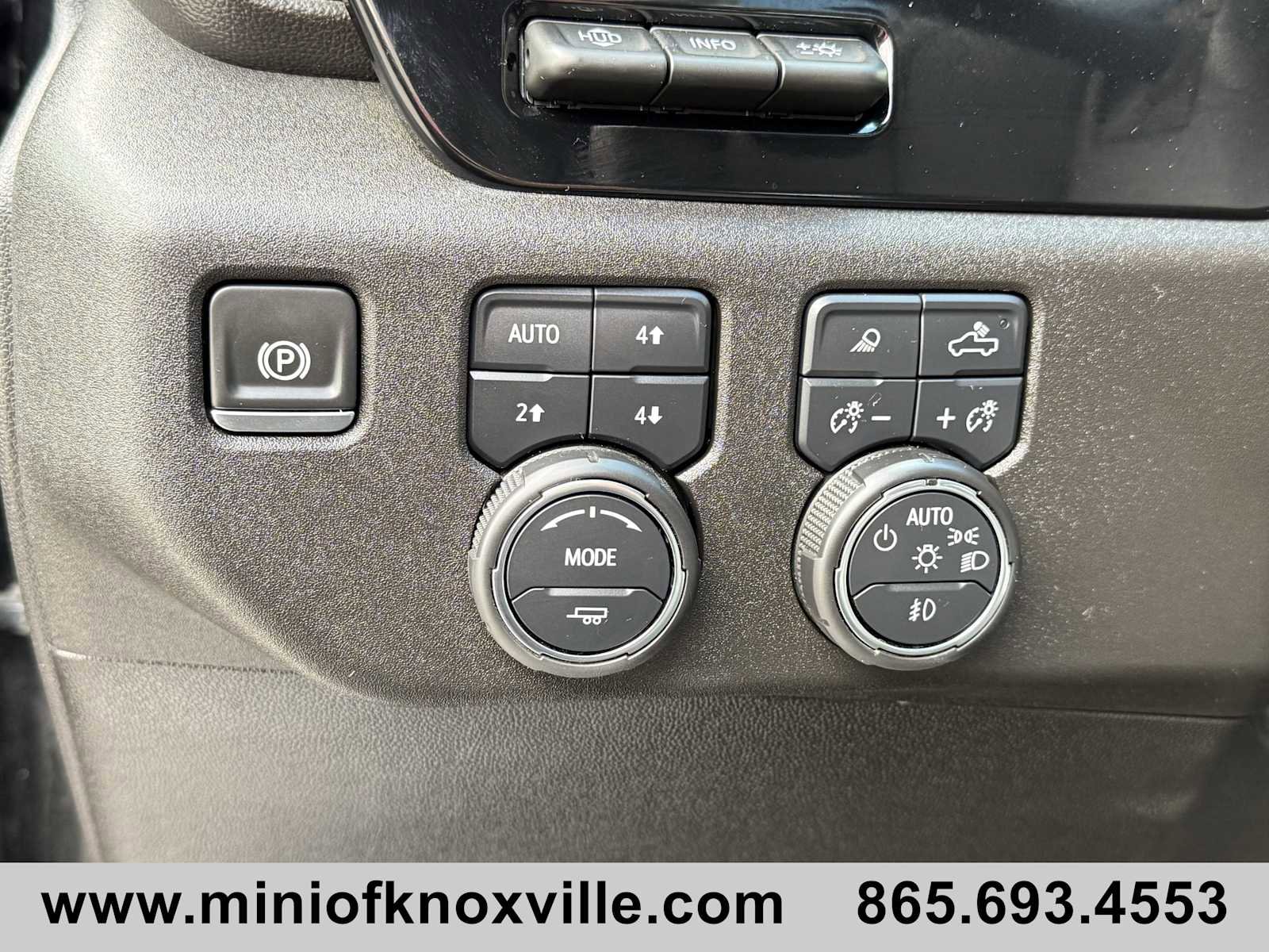 Used 2024 Chevrolet Silverado 3500 LTZ w/ LTZ Premium Package image 27