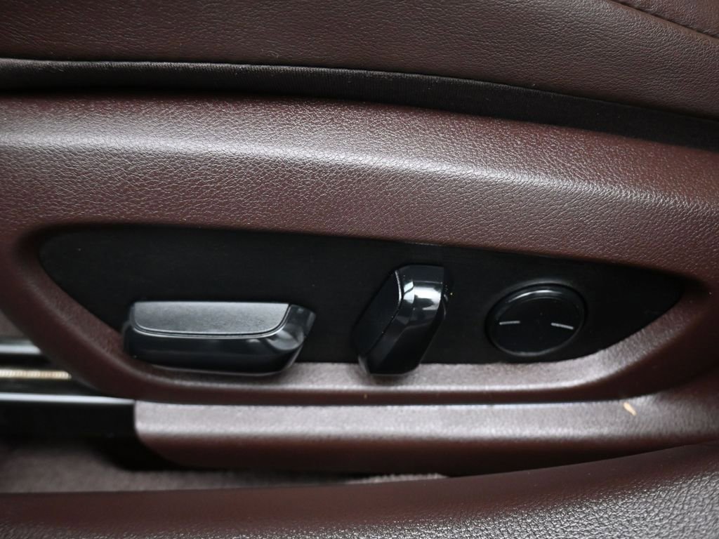 Used 2019 Lexus ES 350 w/ Premium Package image 12