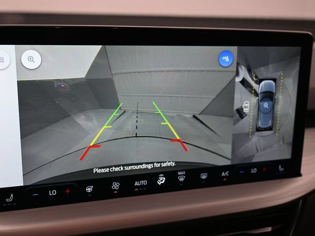 New 2025 Ford Escape SE w/ PHEV Premium Package FWD image 26