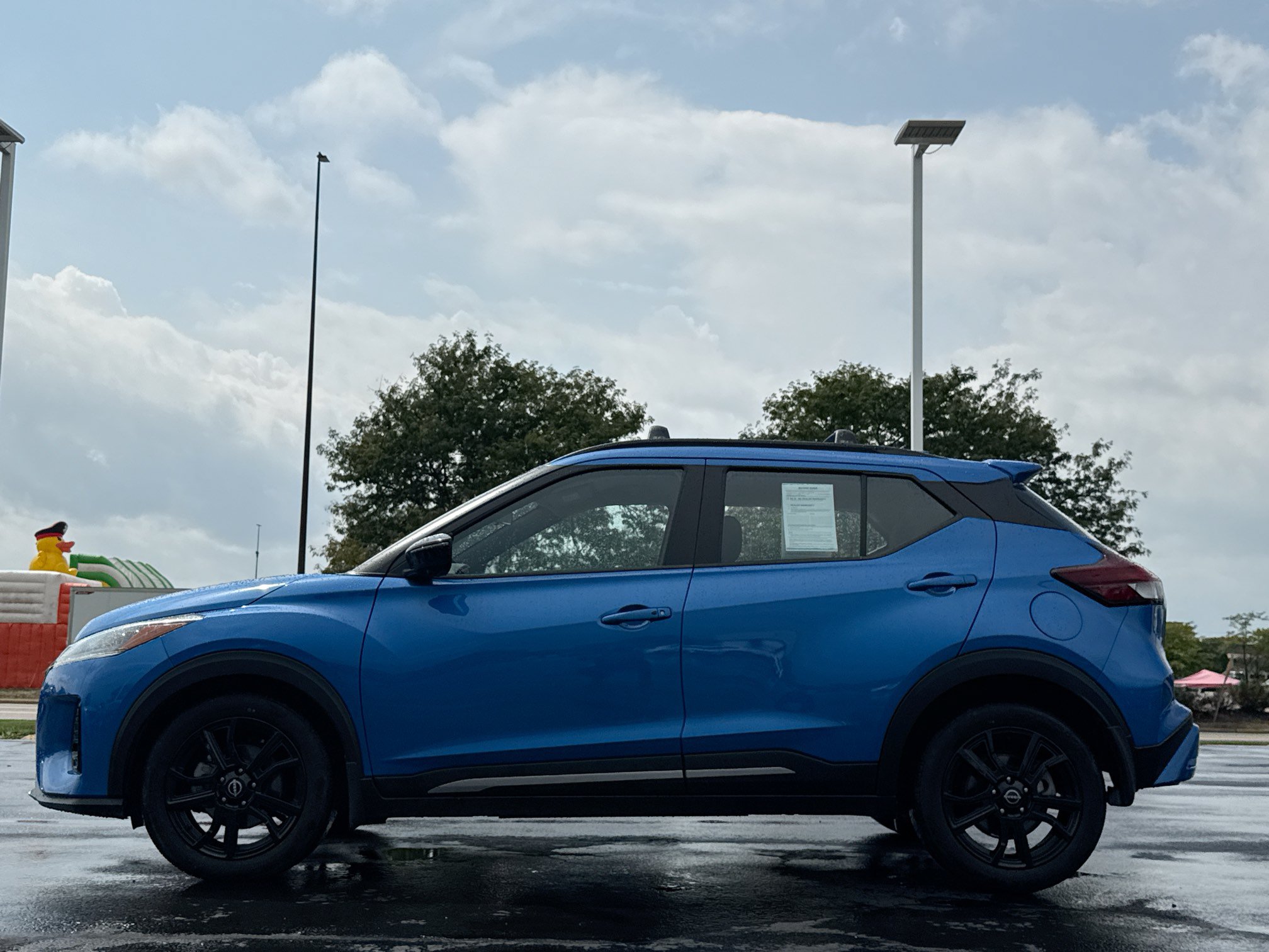 Used 2024 Nissan Kicks SR FWD image 4