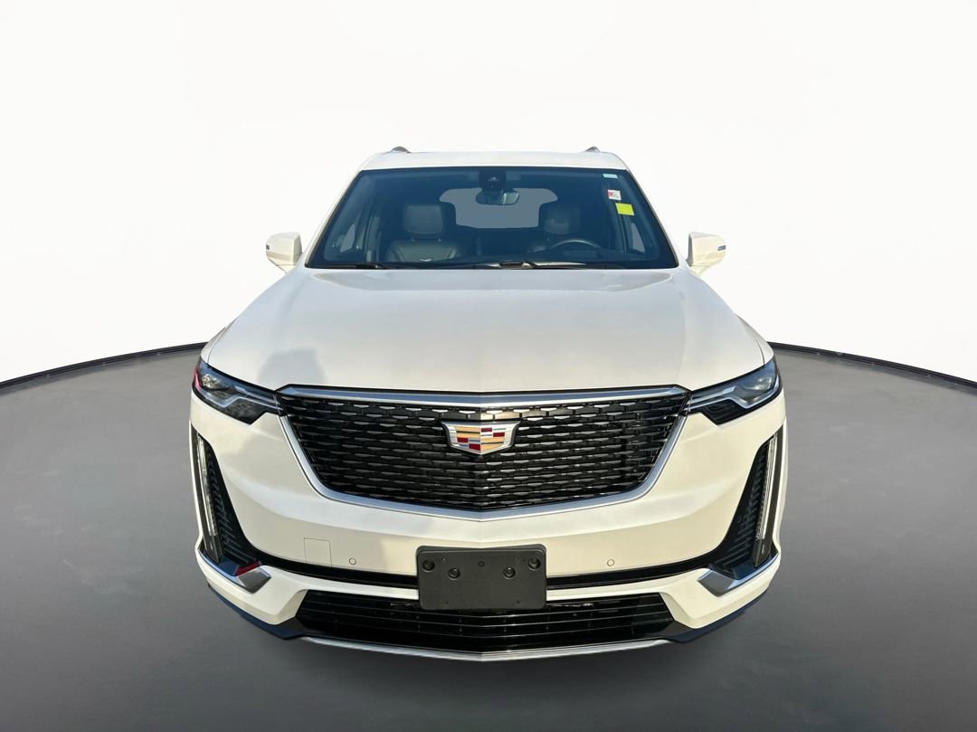 Used 2021 Cadillac XT6 Premium Luxury image 2