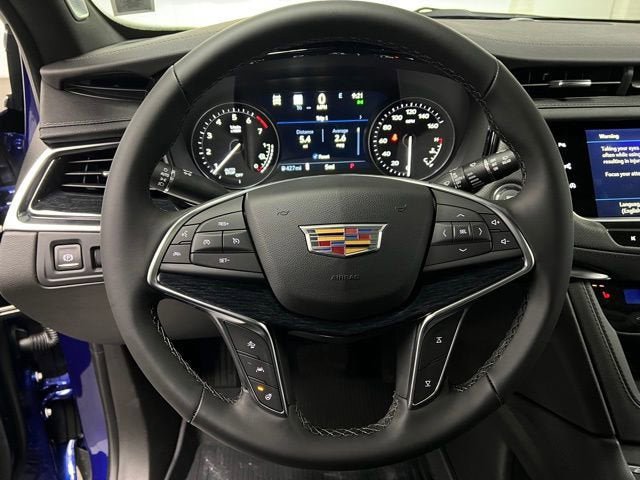 New 2026 Cadillac XT5 Premium Luxury w/ LPO, Floor Liner Package image 14