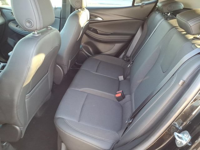 Used 2023 Buick Encore GX Preferred w/ Cold Weather Comfort Package FWD image 7