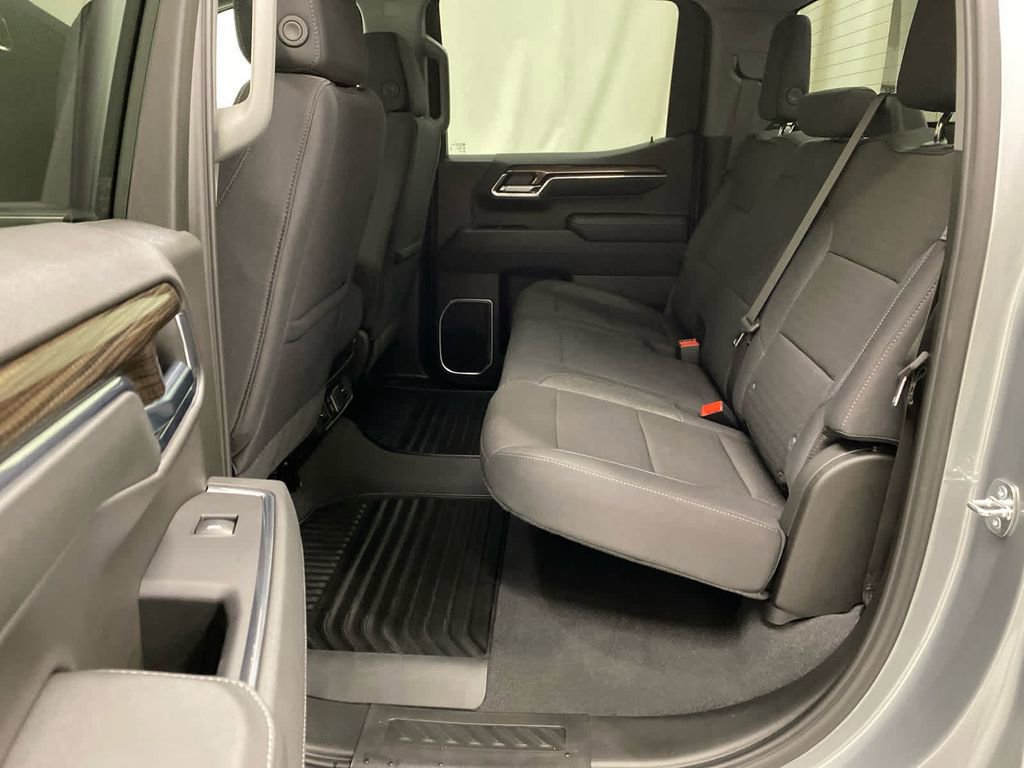 Certified 2024 Chevrolet Silverado 1500 LT image 16