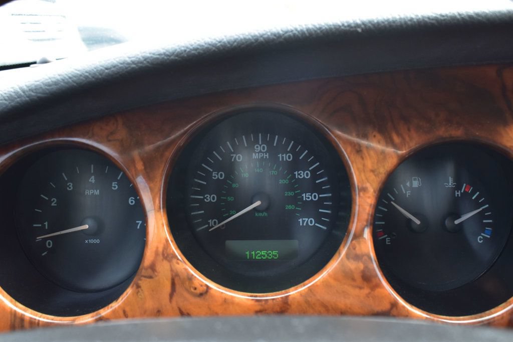 Used 2002 Jaguar XK8 Convertible RWD image 20