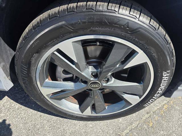Used 2023 Audi Q4 e-tron Premium Plus AWD/4WD image 9