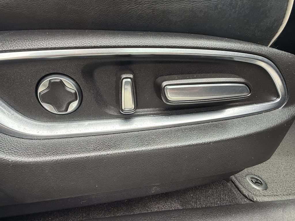 Used 2019 Acura MDX w/ Advance & Entertainment Pac AWD/4WD image 33