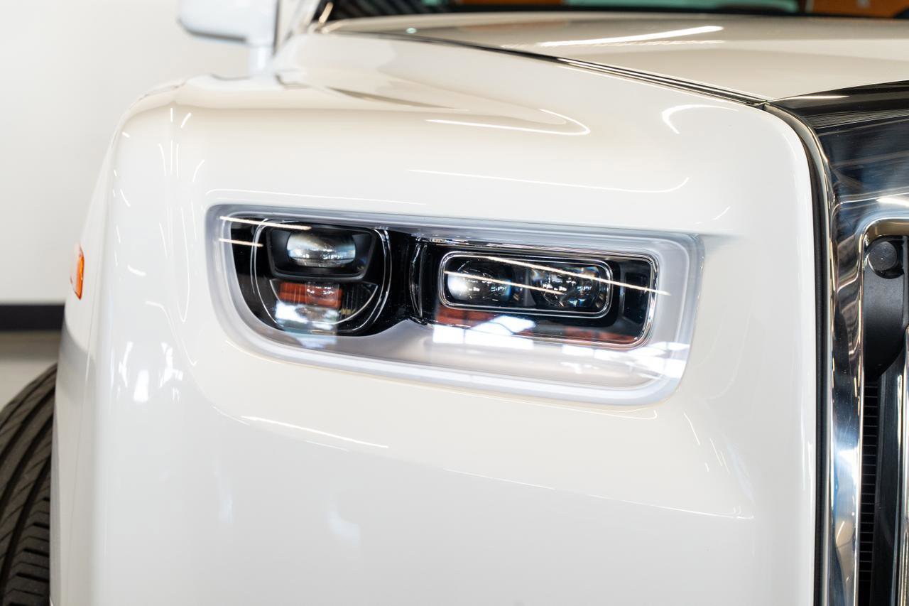 Used 2022 Rolls-Royce Phantom Sedan w/ The Phantom Package image 32