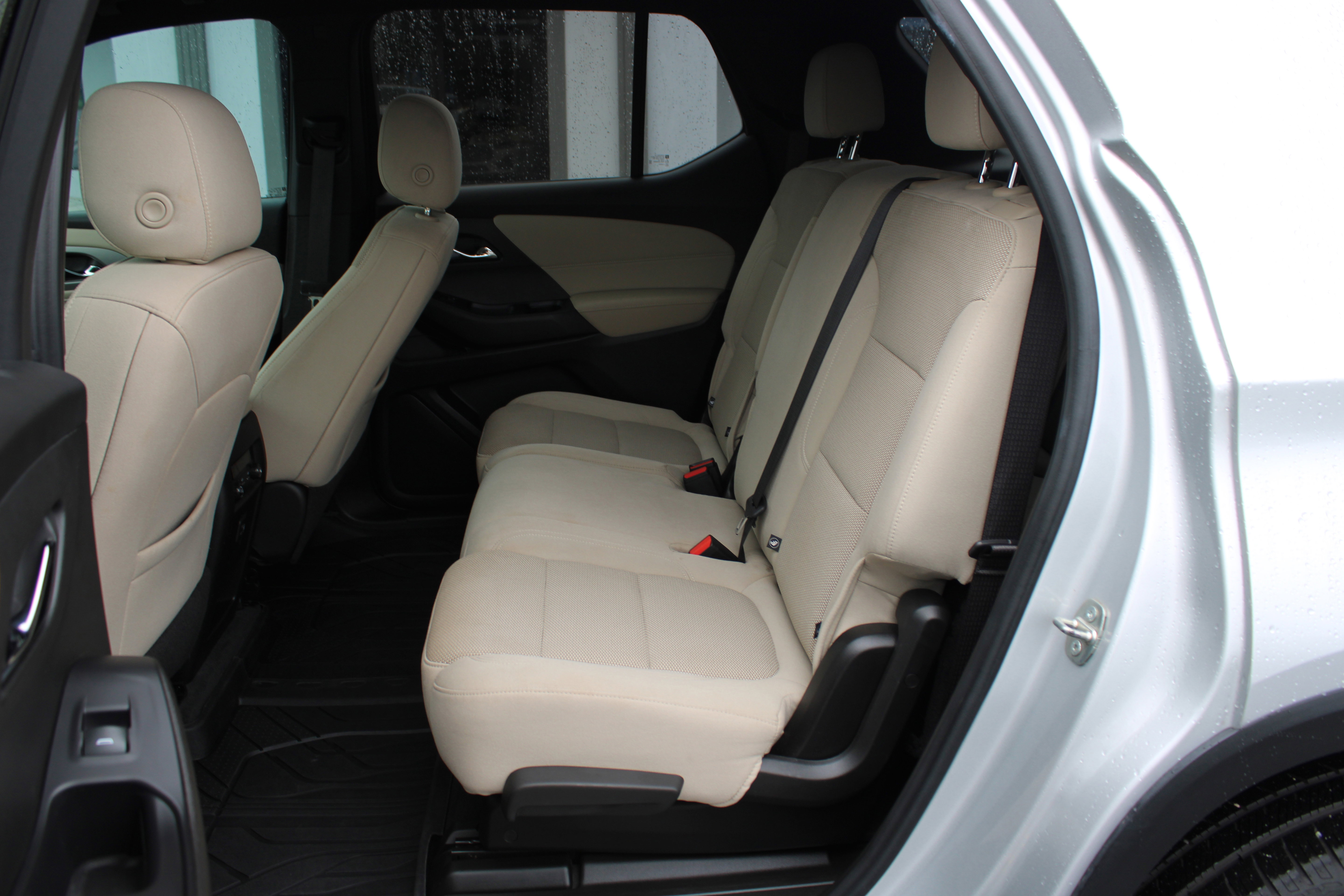 Used 2022 Chevrolet Traverse LS w/ LPO, Cargo Package AWD/4WD image 21